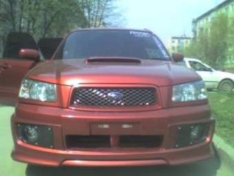 2004 Subaru Forester Images