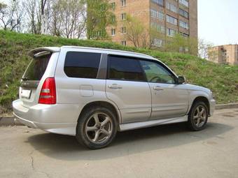 2004 Subaru Forester Photos