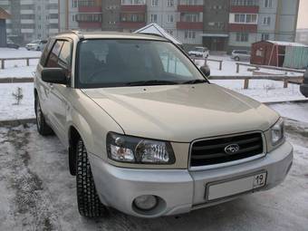 2004 Subaru Forester Photos