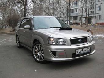 2004 Subaru Forester Photos