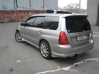 2004 Subaru Forester Photos