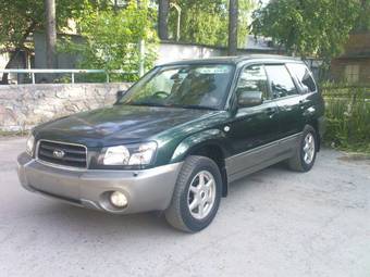 2004 Subaru Forester Pictures