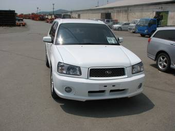 2004 Subaru Forester Pictures