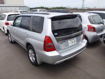 2004 Subaru Forester Photos