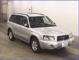 2004 Subaru Forester Images