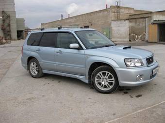 2004 Subaru Forester Photos