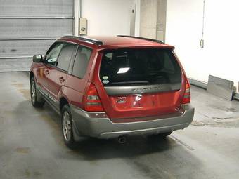 2004 Subaru Forester Photos