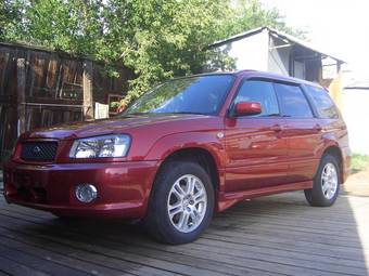 2004 Subaru Forester Photos