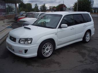 2004 Subaru Forester Photos