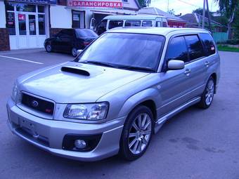 2004 Subaru Forester Pictures