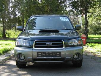 2004 Subaru Forester Photos