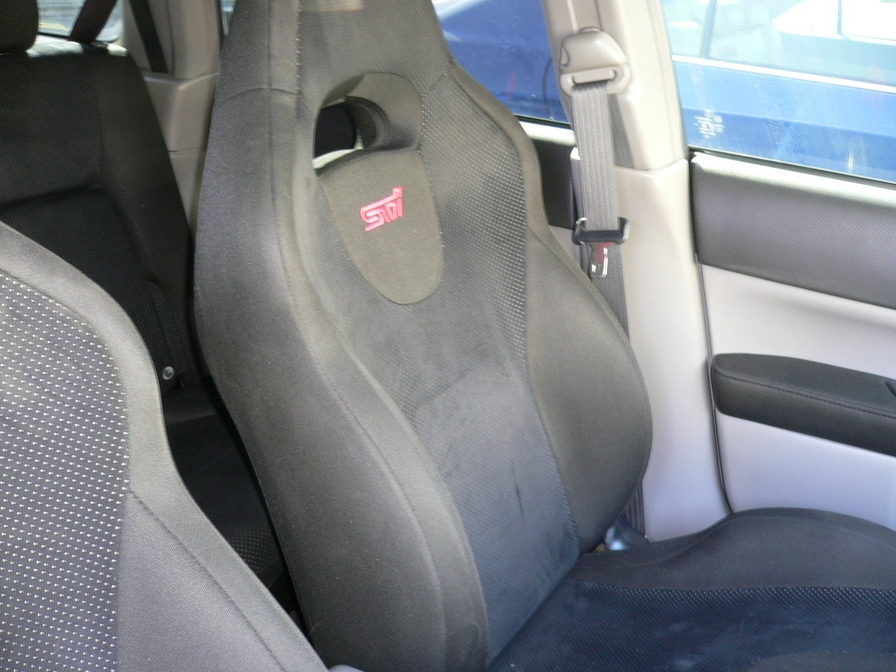 2005 Subaru Forester Pictures