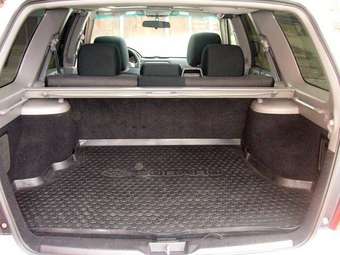 2005 Subaru Forester Pictures