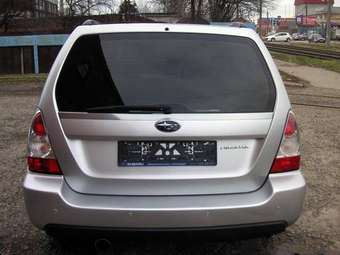 2005 Subaru Forester Pictures