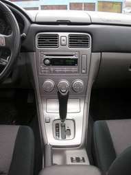 2005 Subaru Forester Images