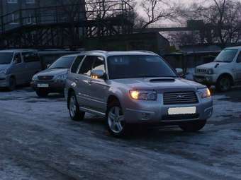 2005 Subaru Forester Photos