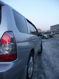 2005 Subaru Forester Images