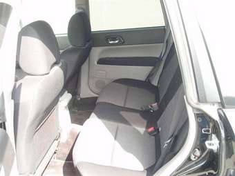 2005 Subaru Forester Images