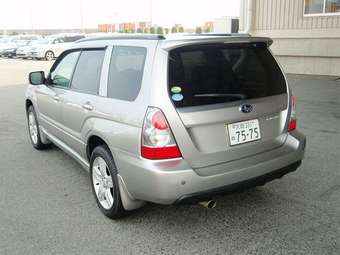 2005 Subaru Forester Pics
