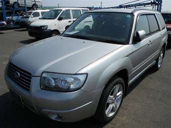 2005 Subaru Forester Pictures