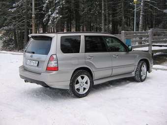 2005 Subaru Forester Photos