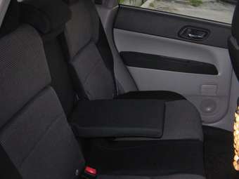 2005 Subaru Forester Photos