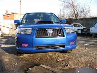 2005 Subaru Forester Photos