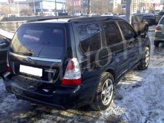 2005 Subaru Forester Photos