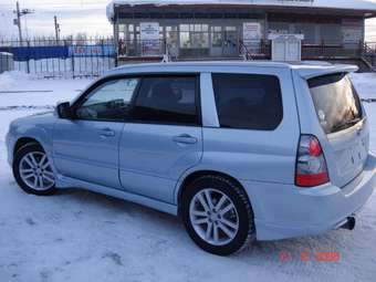 2005 Subaru Forester Photos