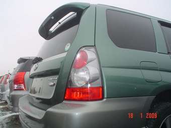 2005 Subaru Forester Photos