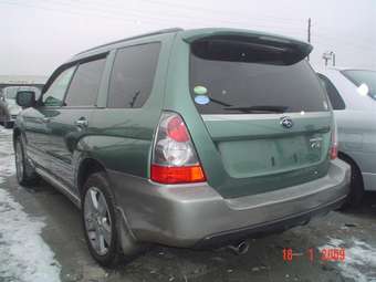 2005 Subaru Forester Photos