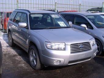 2005 Subaru Forester Pictures