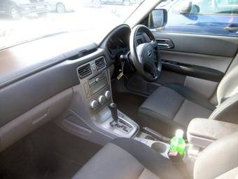 2005 Subaru Forester Photos