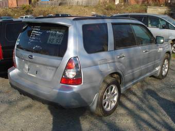 2005 Subaru Forester Photos