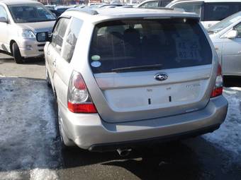 2005 Subaru Forester Photos