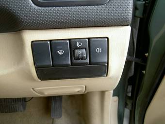 2005 Subaru Forester Pictures