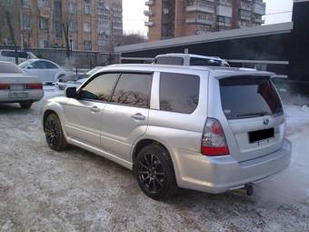 2005 Subaru Forester Pictures
