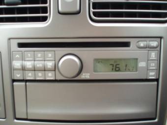 2005 Subaru Forester Pictures