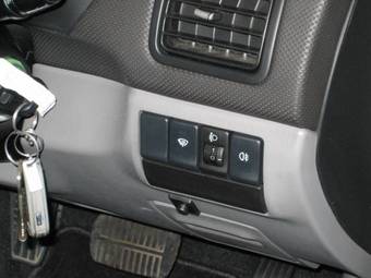 2005 Subaru Forester Pics