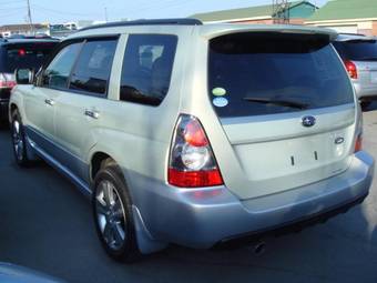2005 Subaru Forester Pictures