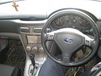 2005 Subaru Forester Photos
