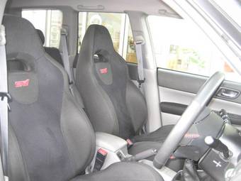 2005 Subaru Forester Photos