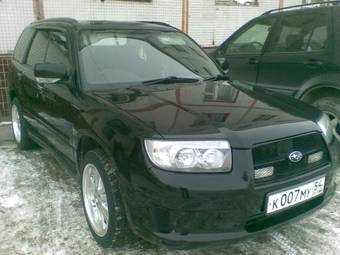 2005 Subaru Forester Pictures