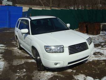 2005 Subaru Forester Pictures