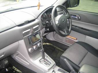 2005 Subaru Forester Wallpapers