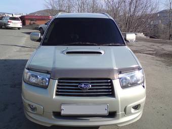 2005 Subaru Forester Photos