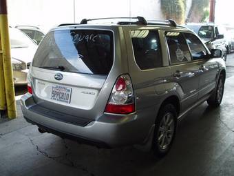 2005 Subaru Forester Photos