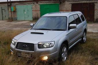 2005 Subaru Forester Photos