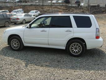 2005 Subaru Forester Images