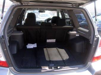2005 Subaru Forester Images